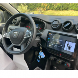 Autoradio GPS Renault Duster et Arkana de 2018 à 2025 écran tactile avec boutons classique Bluetooth Android & Apple Carplay + caméra de recul