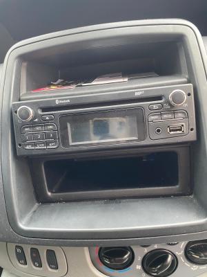 Autoradio renault trafic opel vivaro nissan primastar
