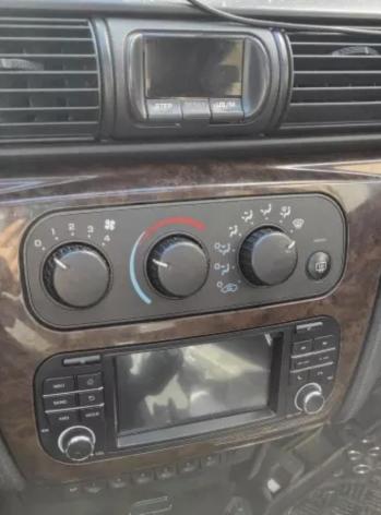 Chrysler grand voyageur autoradio gps bluetooth android auto carplay camera de recul commande au volant3