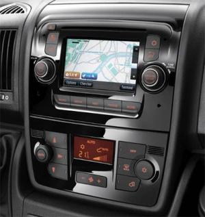 Autoradio tactile GPS Bluetooth Android & Apple Carplay Fiat Ducato de 2011  à 2019 + caméra de recul