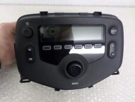 Peugeot 108 autoradio gps bluetooth autoradio gps android camera de recul commande au volant ipod tv dvbt 3g 4g pas cher wifi