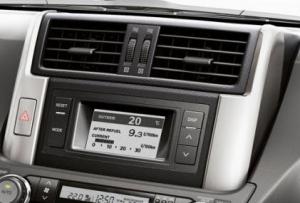 Toyota landcruiser prado carplay android 1